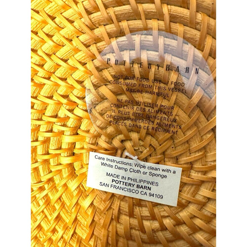 Pottery Barn Tava Sea Shell Rimmed Handwoven Rattan Beach Charger Plate Set Of 2 - Picture 6 of 7